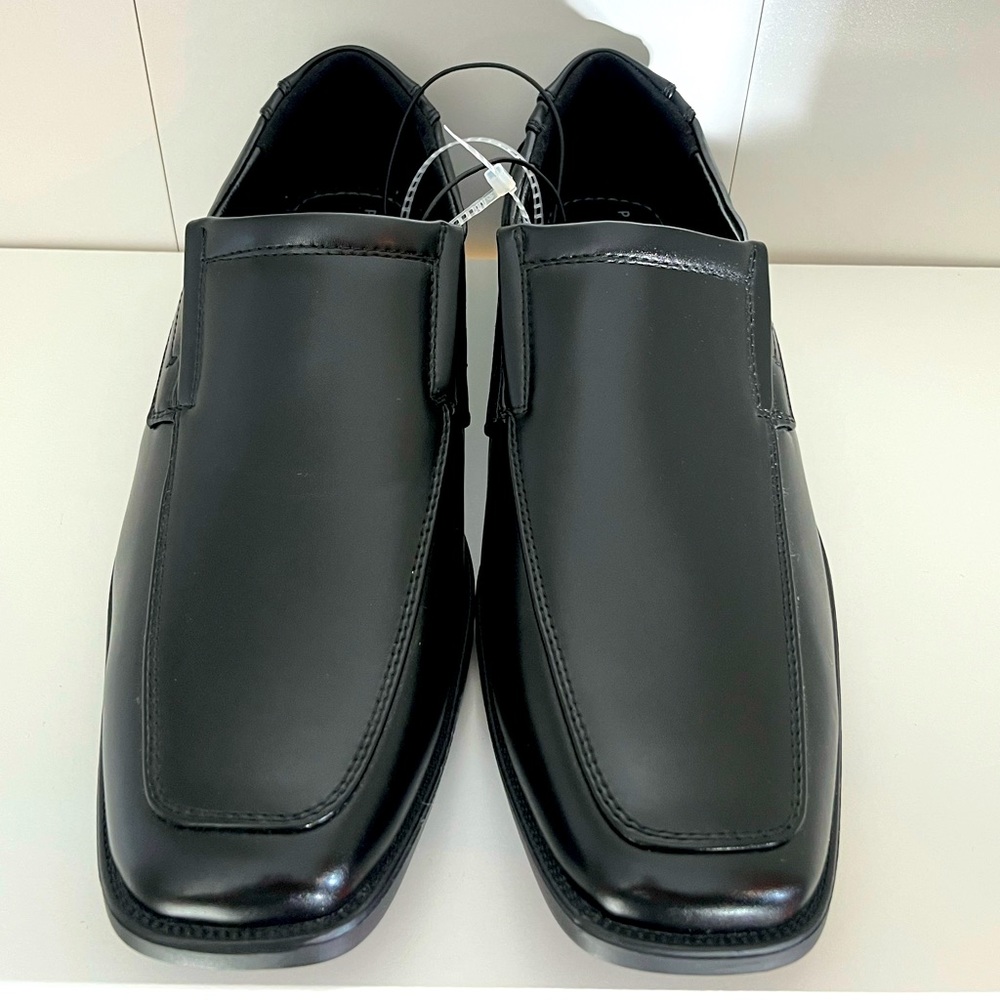 NWT Men’s Perry Ellis Black Dress Shoes